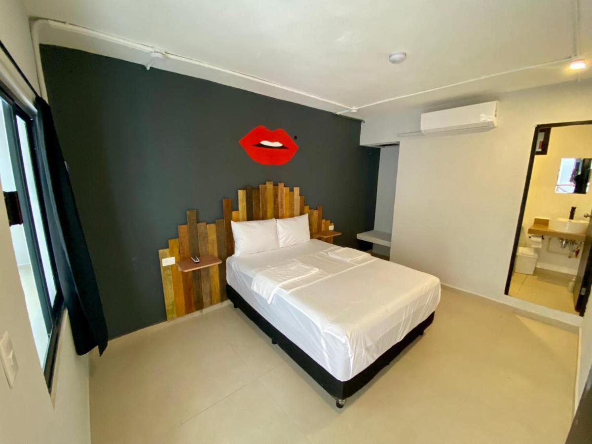 Why Not Rooftop Party Hostel 신데 델 카르멘 외부 사진